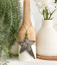 Load image into Gallery viewer, Metal Diffuser Star Ornament Forest
