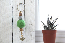 Load image into Gallery viewer, Diffuser Keychain
