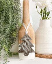 Load image into Gallery viewer, Metal Tree Ornament
