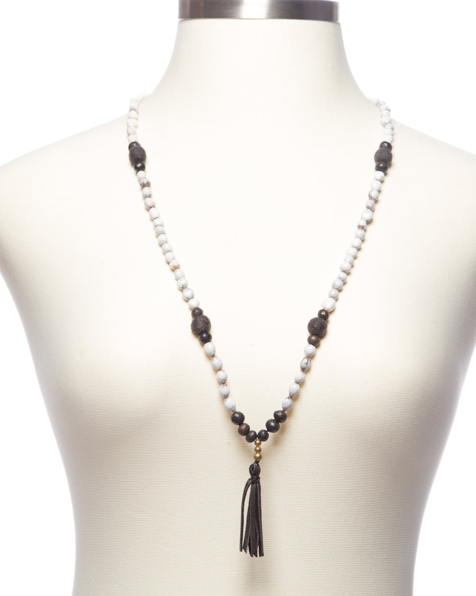 Diffuser Necklace - Grey and White Tassel